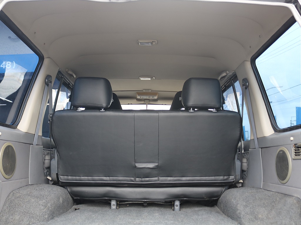 ＦＬＥＸグループは「すべての人に愛車を」をコンセプトに車種別に全国展開中！愛車と一緒に、ライフスタイルを充実させてもらいたいという思いで、ランクル仙台泉店では皆様のご要望になんでもお応えします♪