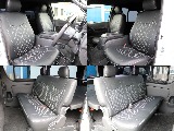運転席シートや助手席シート、セカンドシートの状態です！全席シートカバー付き