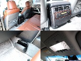 ランクル200は8人乗りですのでダブルエアコン付車両ですので後席の方も快適にお乗りいただけます♪オプションのダストボックスも付いております♪