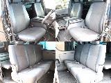 特別仕様車専用ハーフレザーシート！