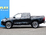 純正オプションのボディーサイドモールディングが装備済！あるとないとでは車両の雰囲気が違います！意外と装備済の車両が多くないエクステリアパーツ！
