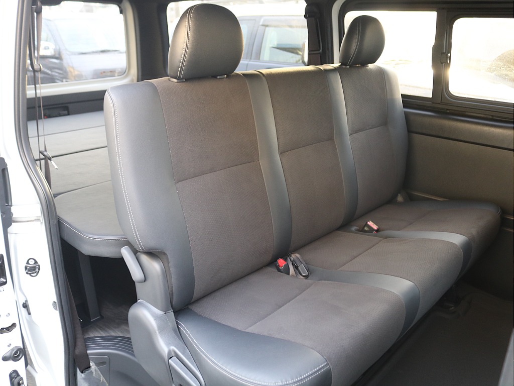 ＦＬＥＸグループは「すべての人に愛車を」をコンセプトに車種別に全国展開中！愛車と一緒に、ライフスタイルを充実させてもらいたいという思いで、ランクル仙台泉店では皆様のご要望になんでもお応えします♪