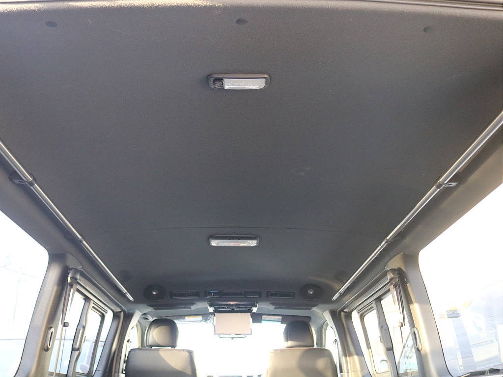 ＦＬＥＸグループは「すべての人に愛車を」をコンセプトに車種別に全国展開中！愛車と一緒に、ライフスタイルを充実させてもらいたいという思いで、ランクル仙台泉店では皆様のご要望になんでもお応えします♪