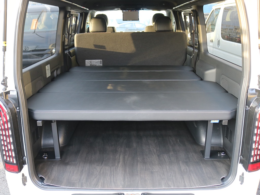 ＦＬＥＸグループは「すべての人に愛車を」をコンセプトに車種別に全国展開中！愛車と一緒に、ライフスタイルを充実させてもらいたいという思いで、ランクル仙台泉店では皆様のご要望になんでもお応えします♪