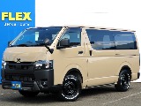 令和7年式ハイエースバン！スーパーGLで人気のアースカラーパッケージのベージュでディーゼル4WD！各メッキ部マットブラック塗装した高年式車両が入庫いたしました！