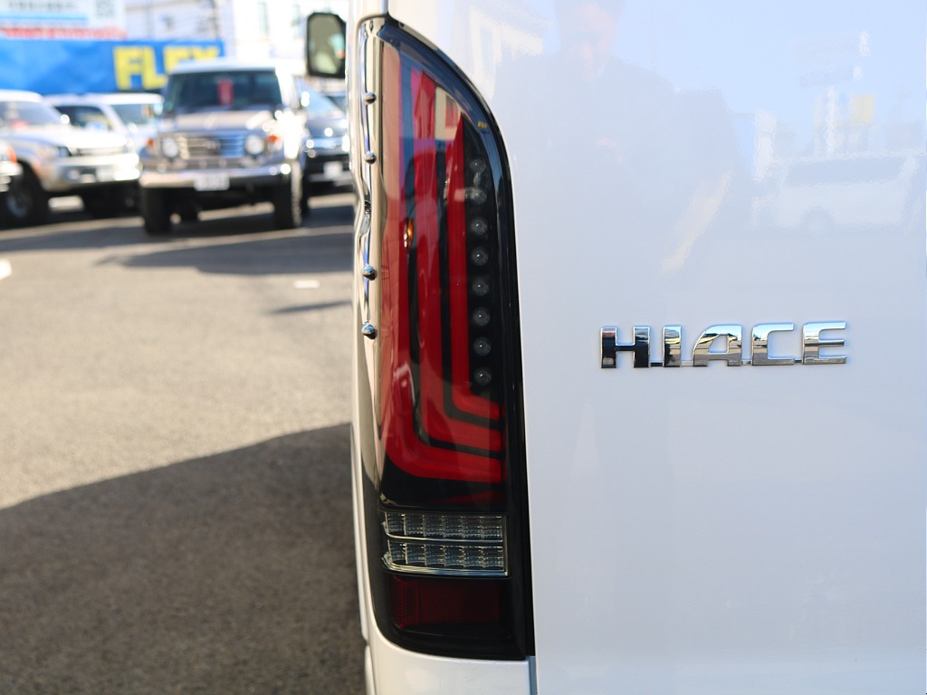 ＦＬＥＸグループは「すべての人に愛車を」をコンセプトに車種別に全国展開中！愛車と一緒に、ライフスタイルを充実させてもらいたいという思いで、ランクル仙台泉店では皆様のご要望になんでもお応えします♪