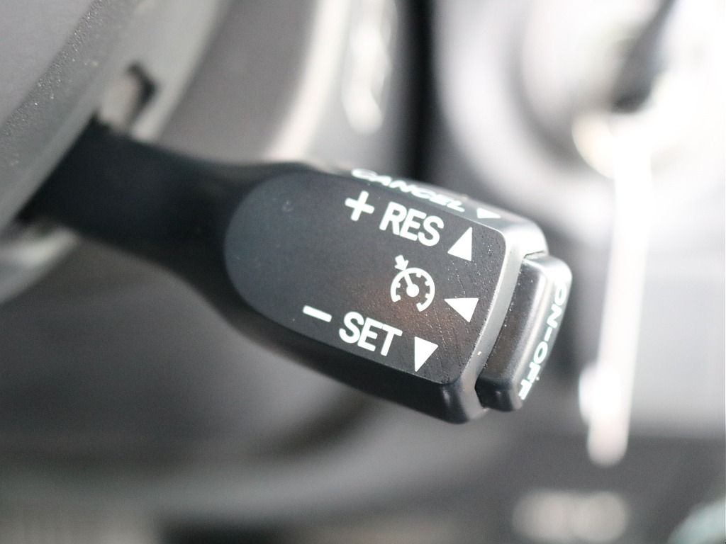 ＦＬＥＸグループは「すべての人に愛車を」をコンセプトに車種別に全国展開中！愛車と一緒に、ライフスタイルを充実させてもらいたいという思いで、ランクル仙台泉店では皆様のご要望になんでもお応えします♪