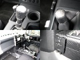 メタル加飾されたシフトノブ！ETC車載器はセンターコンソール脇に装備されております♪