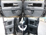 ドアパネルがボディ同色になっているのがカラーパッケージならではですね♪車内がおしゃれな雰囲気になります！