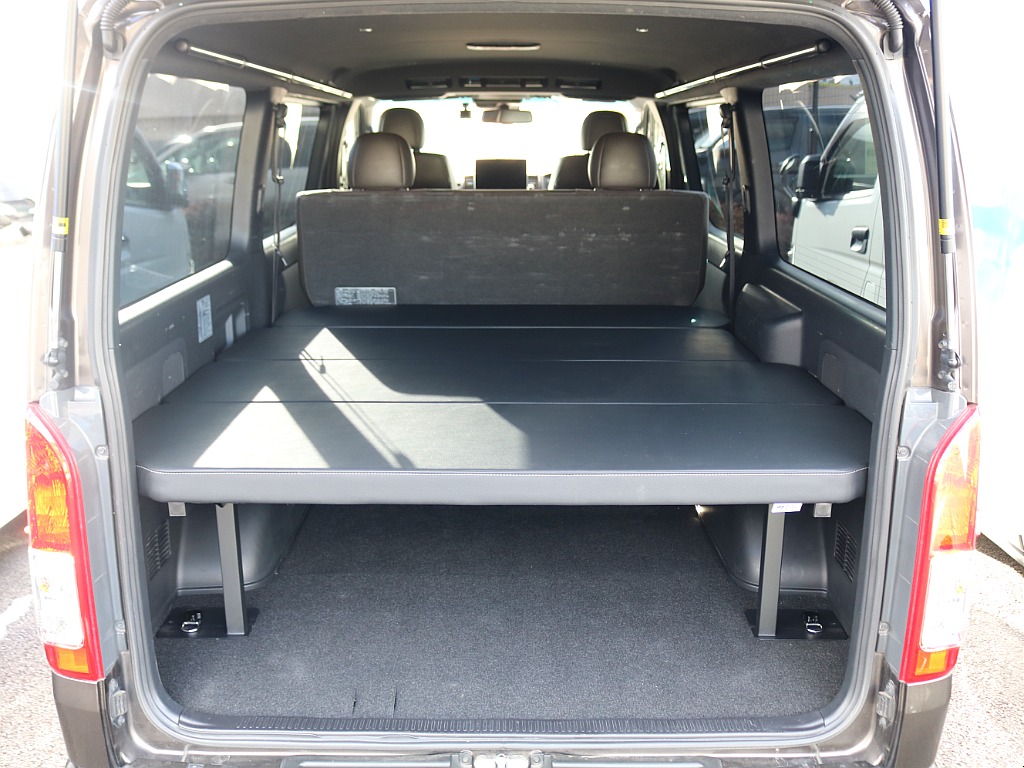 ＦＬＥＸグループは「すべての人に愛車を」をコンセプトに車種別に全国展開中！愛車と一緒に、ライフスタイルを充実させてもらいたいという思いで、ランクル仙台泉店では皆様のご要望になんでもお応えします♪