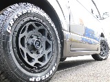 ＦＬＥＸグループは「すべての人に愛車を」をコンセプトに車種別に全国展開中！愛車と一緒に、ライフスタイルを充実させてもらいたいという思いで、ランクル仙台泉店では皆様のご要望になんでもお応えします♪