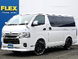 令和7年式ハイエースバン！スーパーGLダークプライムⅡで人気のディーゼル4WD！2400キロ台の低走行車で【バルベロ17AW】や【ベッドキット】などカスタム多数の車両が入庫いたしました！