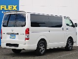 ランドクルーザーやハイエースなどを常時40台以上展示！お客様のニーズにあった最適なお車をご提案させていただきます。ご来店の際はお気軽にお問合わせください！