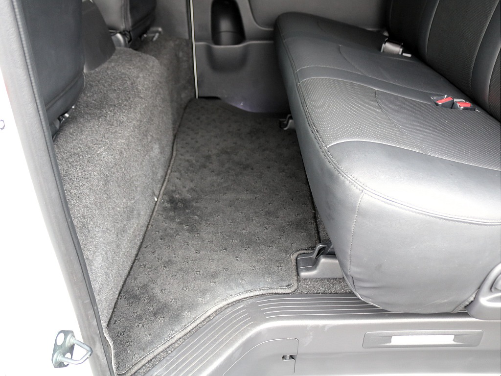 ＦＬＥＸグループは「すべての人に愛車を」をコンセプトに車種別に全国展開中！愛車と一緒に、ライフスタイルを充実させてもらいたいという思いで、ランクル仙台泉店では皆様のご要望になんでもお応えします♪