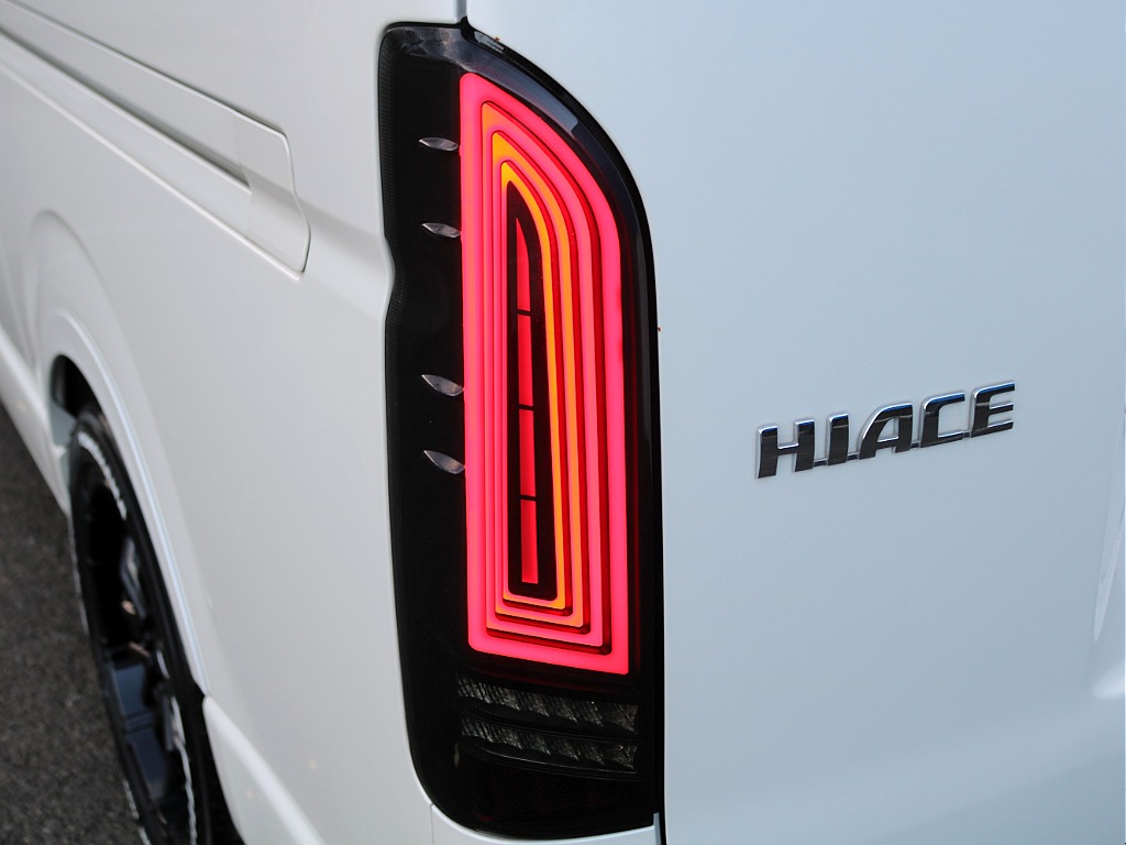 ＦＬＥＸグループは「すべての人に愛車を」をコンセプトに車種別に全国展開中！愛車と一緒に、ライフスタイルを充実させてもらいたいという思いで、ランクル仙台泉店では皆様のご要望になんでもお応えします♪