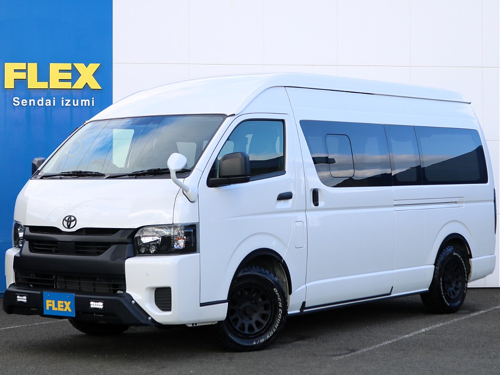 令和5年式ハイエースバン《ブラックエディション》スーパーロングハイルーフ！人気のディーゼル4WD！寒冷地仕様！高年式、低走行のカスタム済み車両が入庫いたしました！