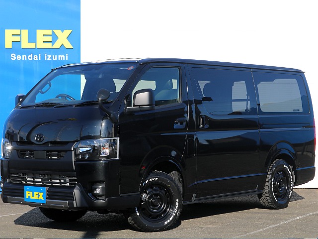 令和7年式ハイエースバン！人気のディーゼル４WD！スーパーGL特別仕様車ダークプライムS！男心をくすぐるブラックエディションに仕上げた車両のご紹介♪
