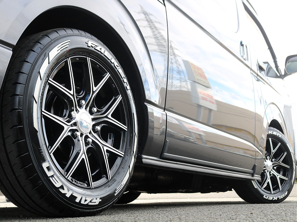 沢山のご来店、お問い合わせをスタッフ一同、心よりお待ちしております！公共交通機関をご利用の方は、最寄り駅までスタッフがお迎えに上がりますので、ご来店の際はお気軽に申し付けください♪