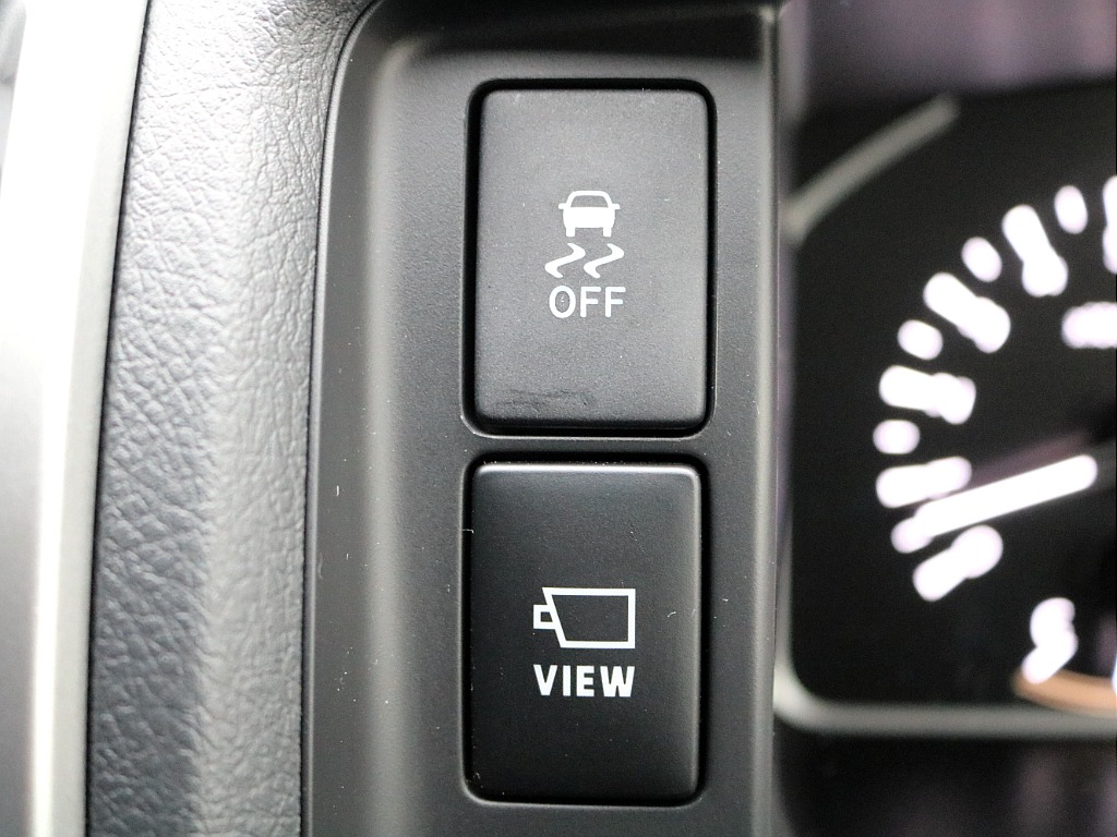 ＦＬＥＸグループは「すべての人に愛車を」をコンセプトに車種別に全国展開中！愛車と一緒に、ライフスタイルを充実させてもらいたいという思いで、ランクル仙台泉店では皆様のご要望になんでもお応えします♪