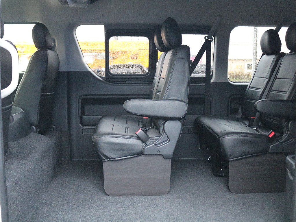 ＦＬＥＸグループは「すべての人に愛車を」をコンセプトに車種別に全国展開中！愛車と一緒に、ライフスタイルを充実させてもらいたいという思いで、ランクル仙台泉店では皆様のご要望になんでもお応えします♪