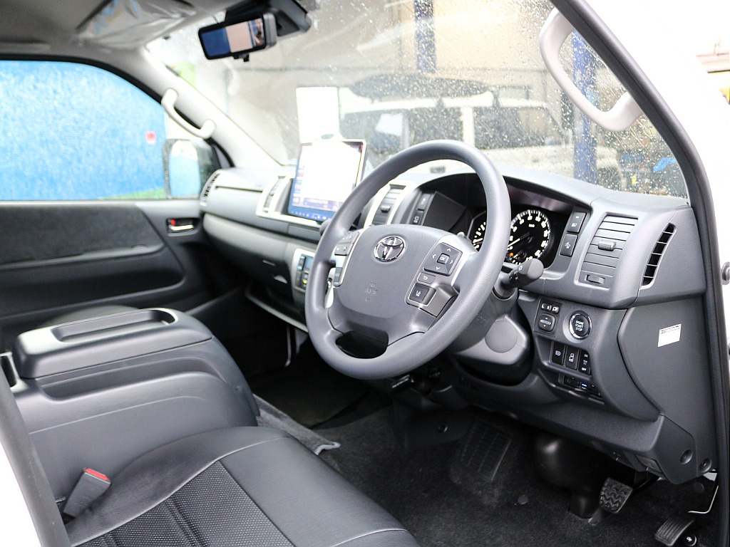 沢山のご来店、お問い合わせをスタッフ一同、心よりお待ちしております！公共交通機関をご利用の方は、最寄り駅までスタッフがお迎えに上がりますので、ご来店の際はお気軽に申し付けください♪