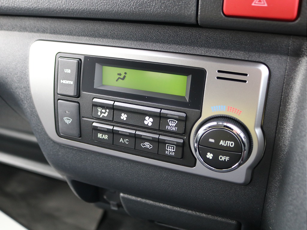 トヨタ ハイエース(44枚目)