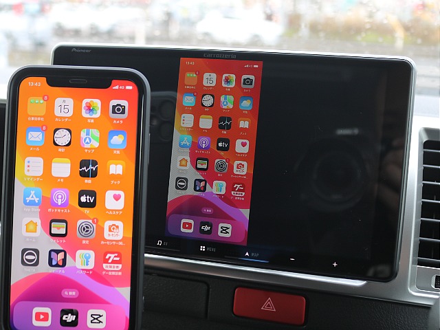 HDMIポートをお取付している為、スマートフォンの映像も映し出すことが出来ます！