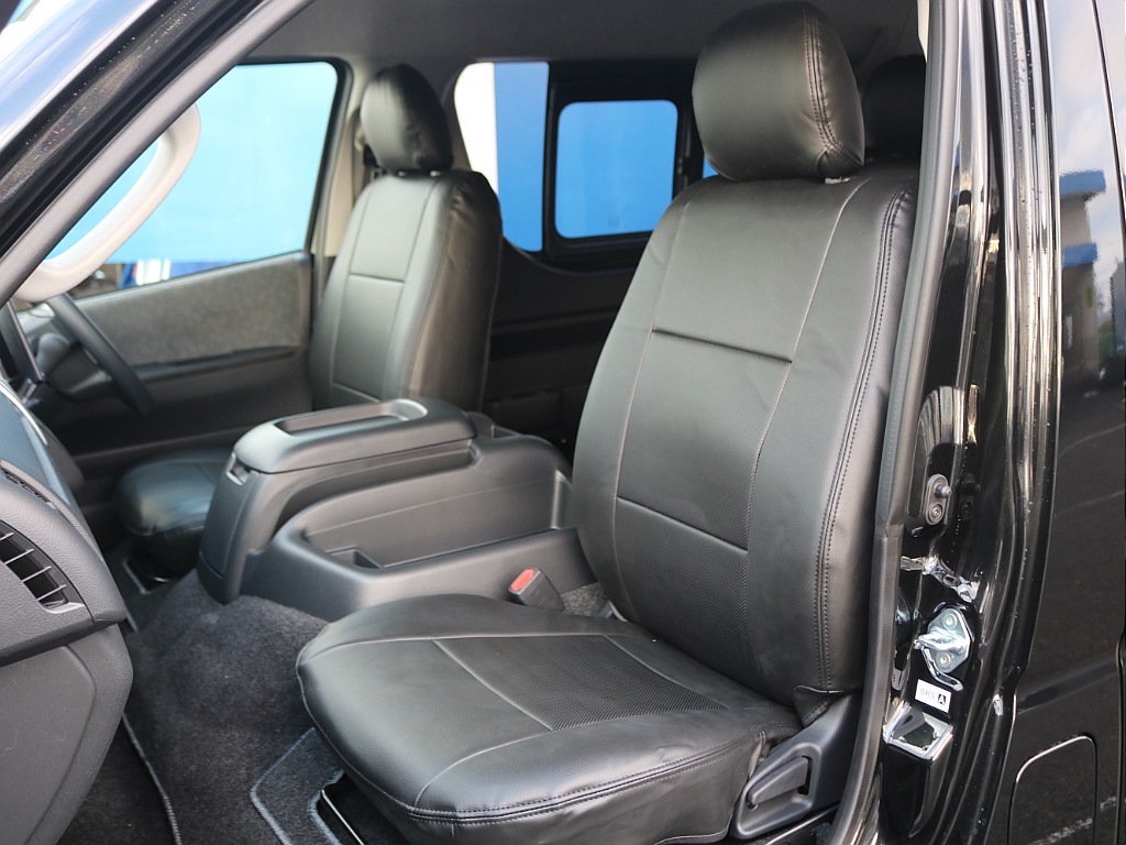 トヨタ ハイエース(9枚目)