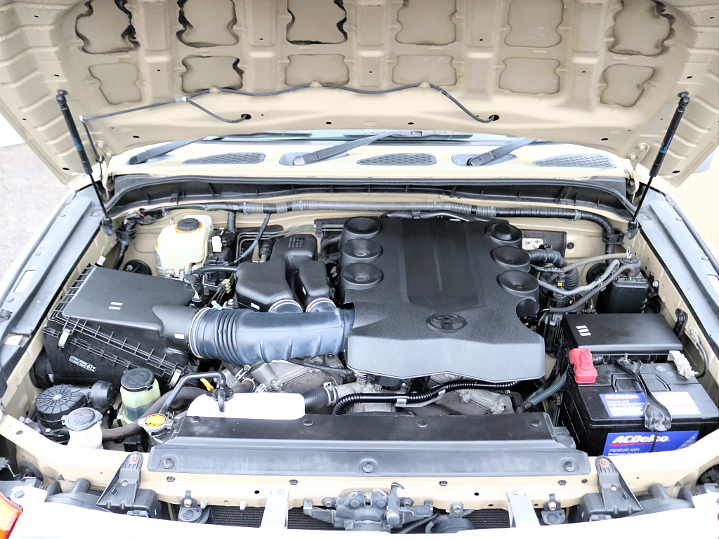 ＦＬＥＸグループは「すべての人に愛車を」をコンセプトに車種別に全国展開中！愛車と一緒に、ライフスタイルを充実させてもらいたいという思いで、ランクル仙台泉店では皆様のご要望になんでもお応えします♪