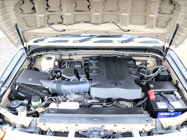 ＦＬＥＸグループは「すべての人に愛車を」をコンセプトに車種別に全国展開中！愛車と一緒に、ライフスタイルを充実させてもらいたいという思いで、ランクル仙台泉店では皆様のご要望になんでもお応えします♪