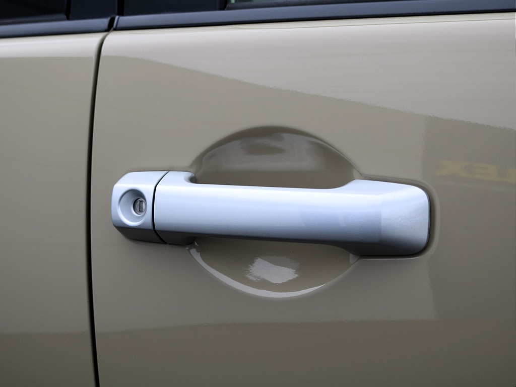 ＦＬＥＸグループは「すべての人に愛車を」をコンセプトに車種別に全国展開中！愛車と一緒に、ライフスタイルを充実させてもらいたいという思いで、ランクル仙台泉店では皆様のご要望になんでもお応えします♪