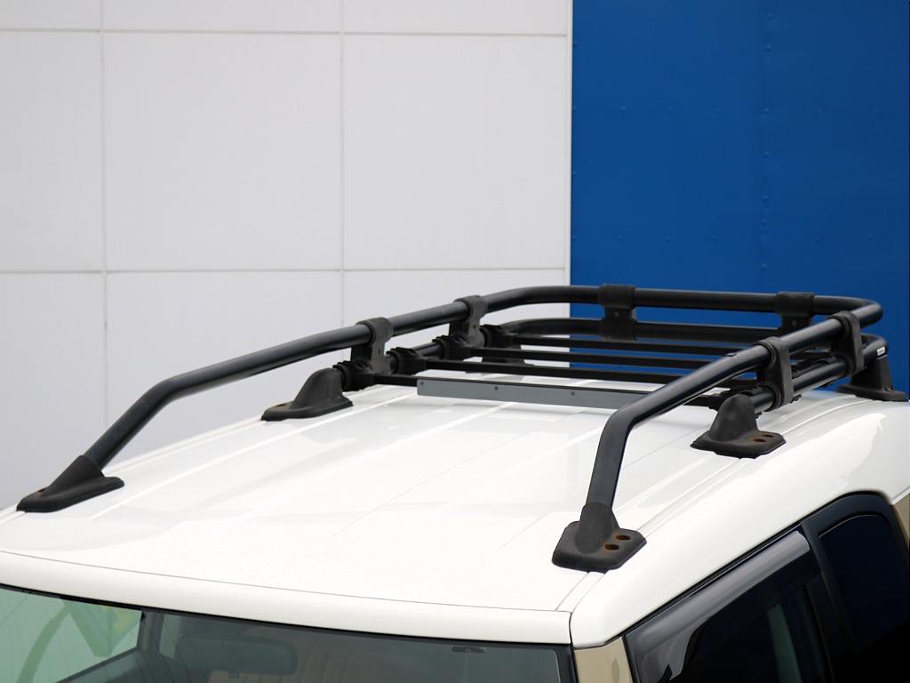 ＦＬＥＸグループは「すべての人に愛車を」をコンセプトに車種別に全国展開中！愛車と一緒に、ライフスタイルを充実させてもらいたいという思いで、ランクル仙台泉店では皆様のご要望になんでもお応えします♪