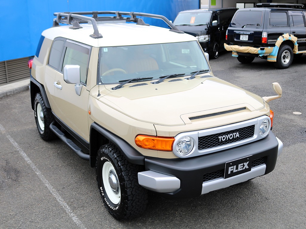 ＦＬＥＸグループは「すべての人に愛車を」をコンセプトに車種別に全国展開中！愛車と一緒に、ライフスタイルを充実させてもらいたいという思いで、ランクル仙台泉店では皆様のご要望になんでもお応えします♪