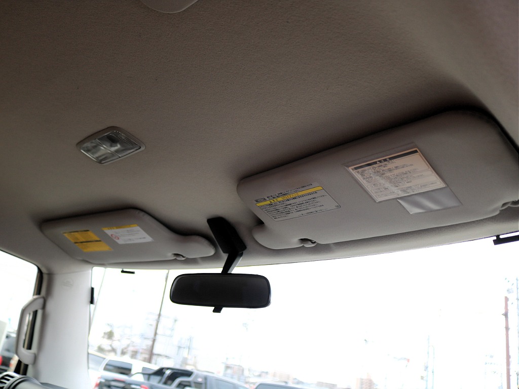 ＦＬＥＸグループは「すべての人に愛車を」をコンセプトに車種別に全国展開中！愛車と一緒に、ライフスタイルを充実させてもらいたいという思いで、ランクル仙台泉店では皆様のご要望になんでもお応えします♪