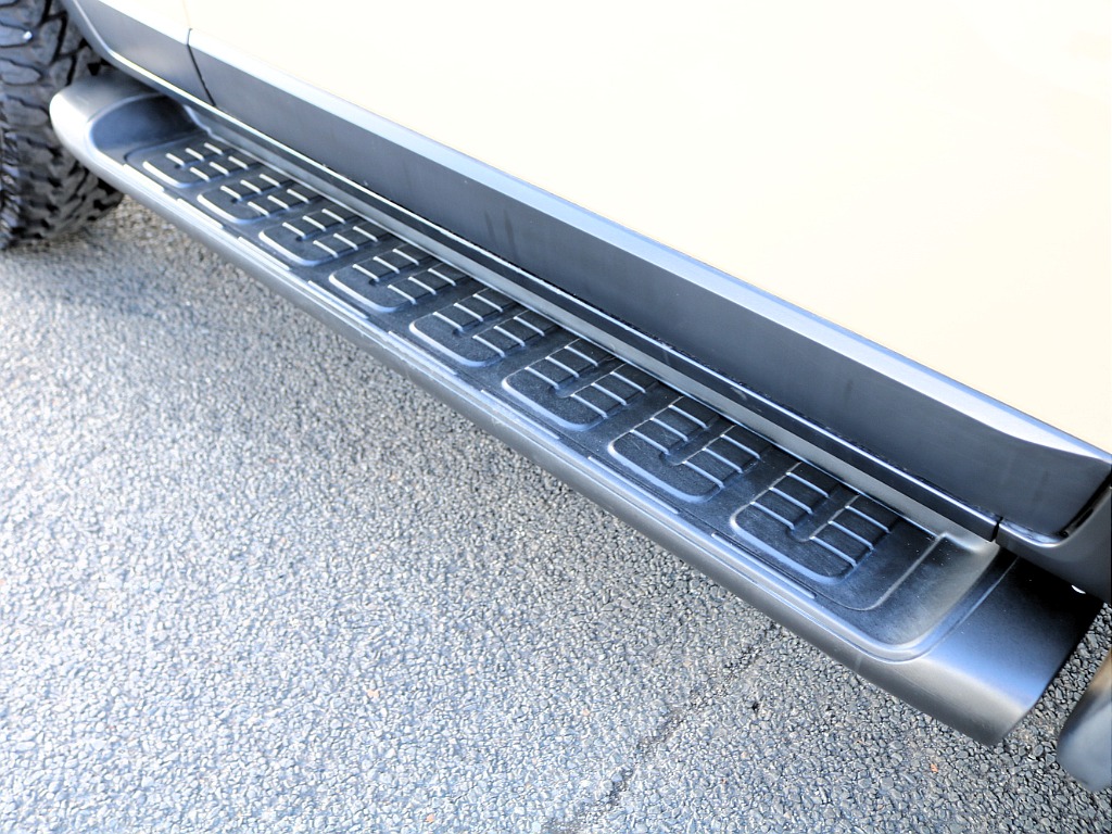 ＦＬＥＸグループは「すべての人に愛車を」をコンセプトに車種別に全国展開中！愛車と一緒に、ライフスタイルを充実させてもらいたいという思いで、ランクル仙台泉店では皆様のご要望になんでもお応えします♪