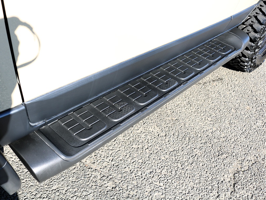 ＦＬＥＸグループは「すべての人に愛車を」をコンセプトに車種別に全国展開中！愛車と一緒に、ライフスタイルを充実させてもらいたいという思いで、ランクル仙台泉店では皆様のご要望になんでもお応えします♪