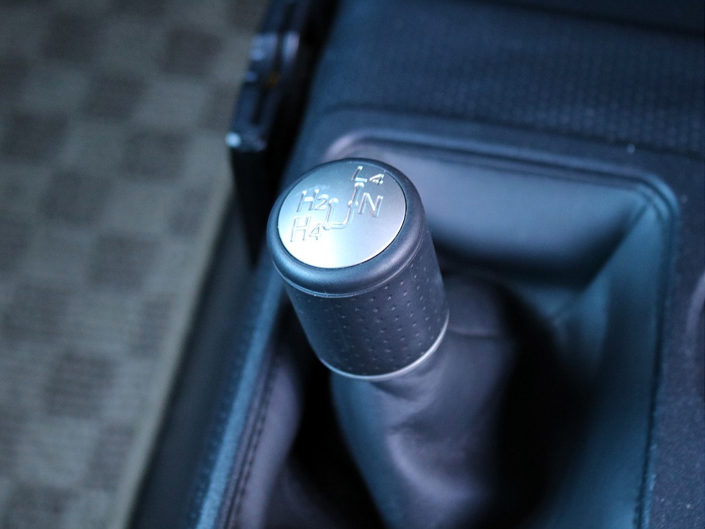 ＦＬＥＸグループは「すべての人に愛車を」をコンセプトに車種別に全国展開中！愛車と一緒に、ライフスタイルを充実させてもらいたいという思いで、ランクル仙台泉店では皆様のご要望になんでもお応えします♪