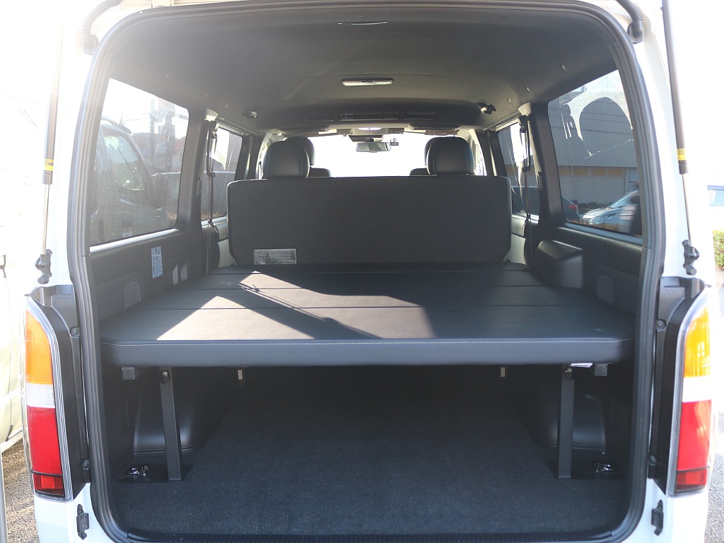 ＦＬＥＸグループは「すべての人に愛車を」をコンセプトに車種別に全国展開中！愛車と一緒に、ライフスタイルを充実させてもらいたいという思いで、ランクル仙台泉店では皆様のご要望になんでもお応えします♪