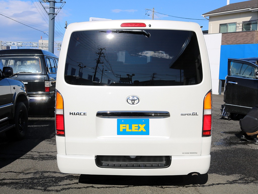 ＦＬＥＸグループは「すべての人に愛車を」をコンセプトに車種別に全国展開中！愛車と一緒に、ライフスタイルを充実させてもらいたいという思いで、ランクル仙台泉店では皆様のご要望になんでもお応えします♪