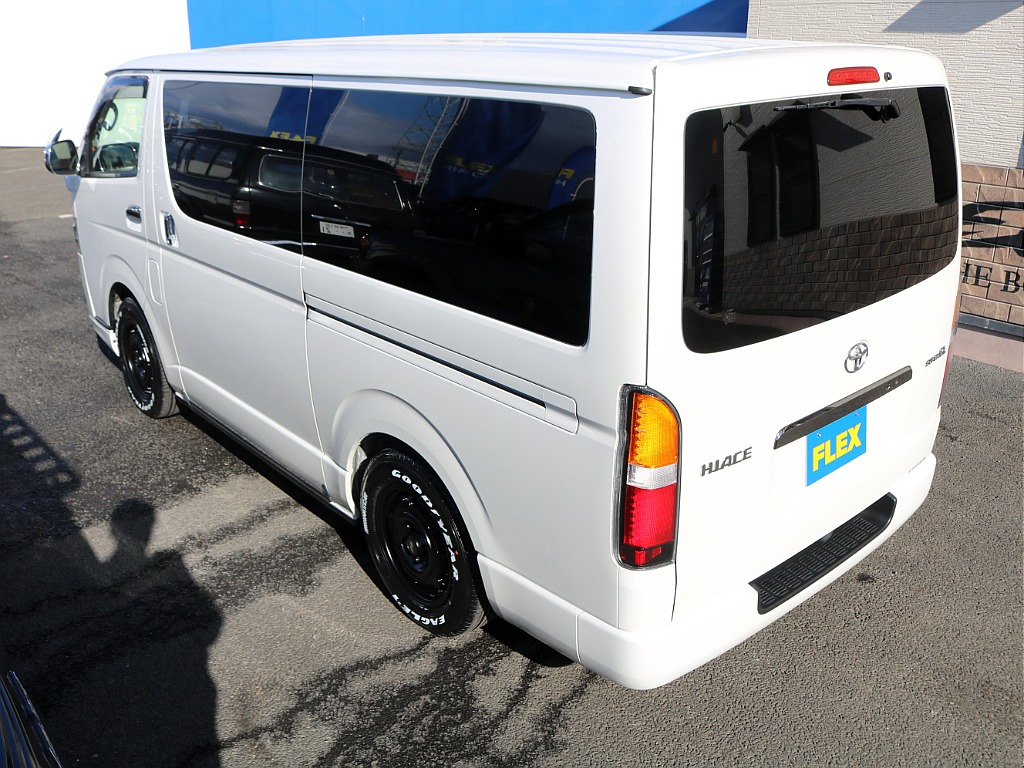 ＦＬＥＸグループは「すべての人に愛車を」をコンセプトに車種別に全国展開中！愛車と一緒に、ライフスタイルを充実させてもらいたいという思いで、ランクル仙台泉店では皆様のご要望になんでもお応えします♪