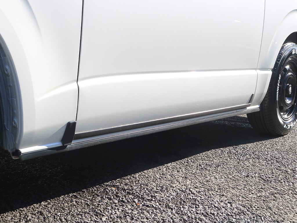 ＦＬＥＸグループは「すべての人に愛車を」をコンセプトに車種別に全国展開中！愛車と一緒に、ライフスタイルを充実させてもらいたいという思いで、ランクル仙台泉店では皆様のご要望になんでもお応えします♪