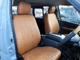 シートはキャメルシートカバーを装着済みです♪ReClassicの車両と相性バッチリ♪