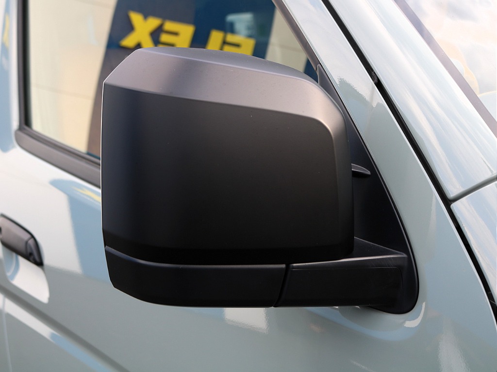 ＦＬＥＸグループは「すべての人に愛車を」をコンセプトに車種別に全国展開中！愛車と一緒に、ライフスタイルを充実させてもらいたいという思いで、ランクル仙台泉店では皆様のご要望になんでもお応えします♪