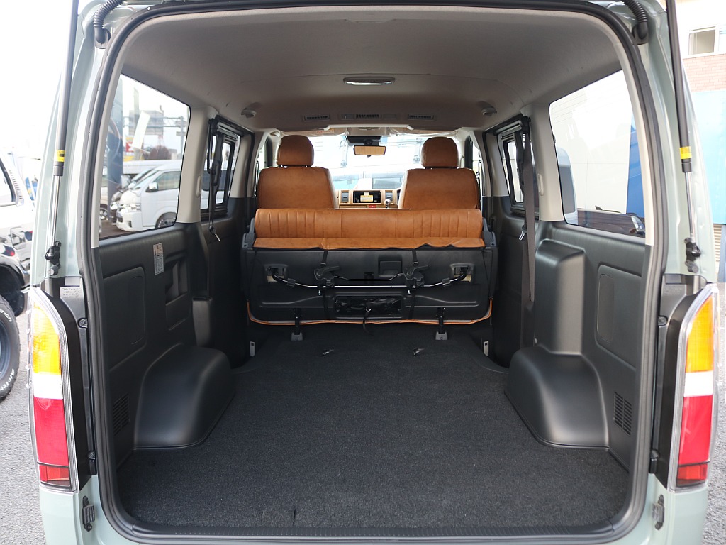 ＦＬＥＸグループは「すべての人に愛車を」をコンセプトに車種別に全国展開中！愛車と一緒に、ライフスタイルを充実させてもらいたいという思いで、ランクル仙台泉店では皆様のご要望になんでもお応えします♪