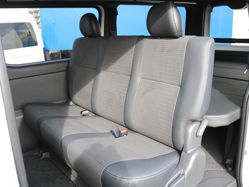 ＦＬＥＸグループは「すべての人に愛車を」をコンセプトに車種別に全国展開中！愛車と一緒に、ライフスタイルを充実させてもらいたいという思いで、ランクル仙台泉店では皆様のご要望になんでもお応えします♪