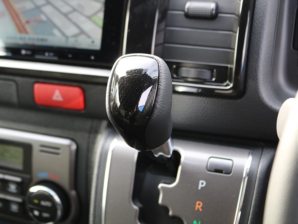 ＦＬＥＸグループは「すべての人に愛車を」をコンセプトに車種別に全国展開中！愛車と一緒に、ライフスタイルを充実させてもらいたいという思いで、ランクル仙台泉店では皆様のご要望になんでもお応えします♪