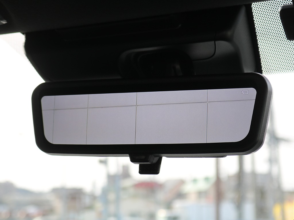 ＦＬＥＸグループは「すべての人に愛車を」をコンセプトに車種別に全国展開中！愛車と一緒に、ライフスタイルを充実させてもらいたいという思いで、ランクル仙台泉店では皆様のご要望になんでもお応えします♪