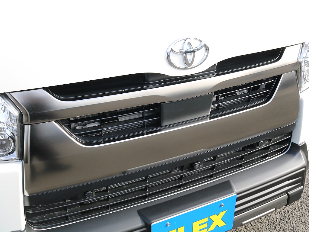 ＦＬＥＸグループは「すべての人に愛車を」をコンセプトに車種別に全国展開中！愛車と一緒に、ライフスタイルを充実させてもらいたいという思いで、ランクル仙台泉店では皆様のご要望になんでもお応えします♪