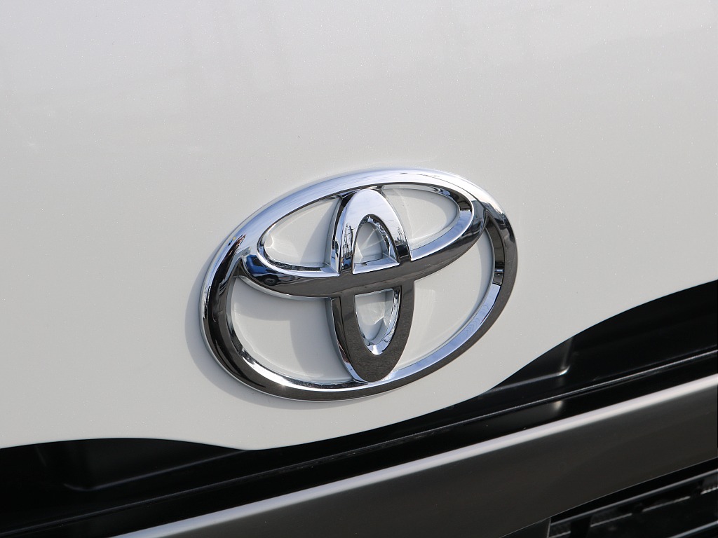 ＦＬＥＸグループは「すべての人に愛車を」をコンセプトに車種別に全国展開中！愛車と一緒に、ライフスタイルを充実させてもらいたいという思いで、ランクル仙台泉店では皆様のご要望になんでもお応えします♪