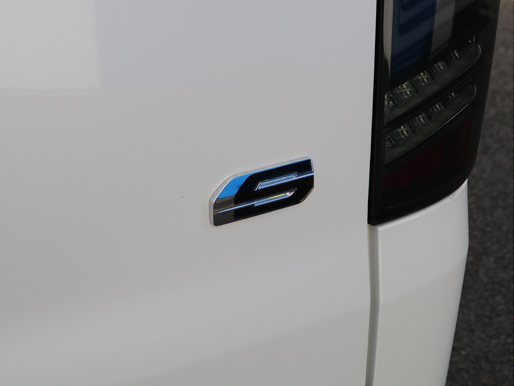 ＦＬＥＸグループは「すべての人に愛車を」をコンセプトに車種別に全国展開中！愛車と一緒に、ライフスタイルを充実させてもらいたいという思いで、ランクル仙台泉店では皆様のご要望になんでもお応えします♪